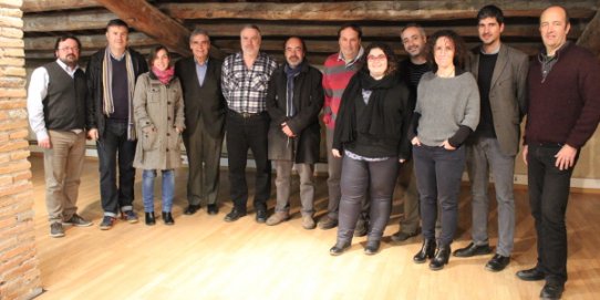 Els nous representants del Consell Municipal de Comunicació que van assistir a la primera sessió d'aquest òrgan participatiu.