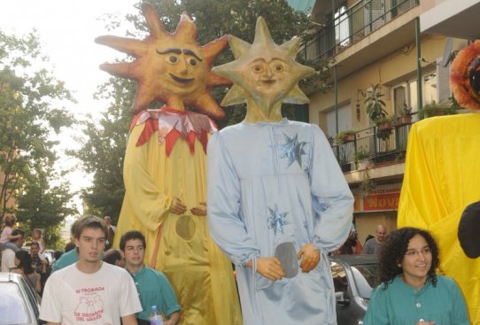 Les colles de Sant Llorenç Savall, Polinyà, Montcada i Reixac i Castellar del Vallès van dur a la vila la "Fal·lera Gegantera"