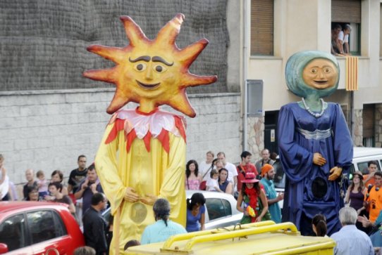 Les colles de Sant Llorenç Savall, Polinyà, Montcada i Reixac i Castellar del Vallès van dur a la vila la "Fal·lera Gegantera"