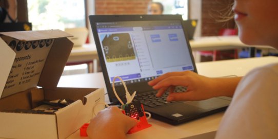 Taller de robòtica: “Controla la Micro:bit amb el teu cos”