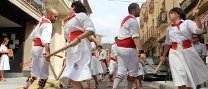 Ball de bastons, ball de gitanes i sardanes