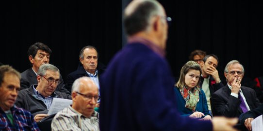 La reunió es va celebrar a la Sala d'Actes d'El Mirador.