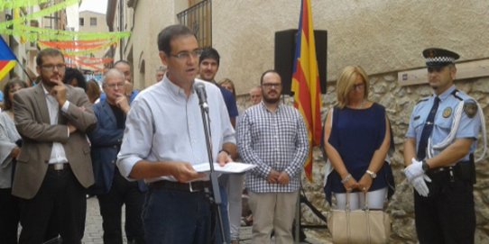 L'alcalde, Ignasi Giménez, pronunciant el discurs institucional de la Diada.