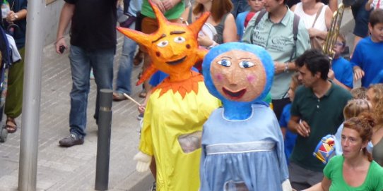 Els Gegantons de Castellar, durant la seva estrena a la Cercavila Gegantera de la Festa Major 2015.