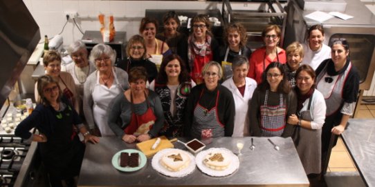 Foto de família dels assistents al curs.