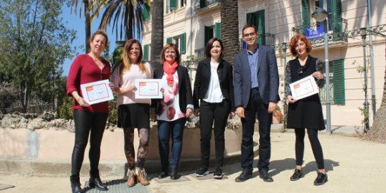 Les guardonades, amb la regidora de Dinamització Econòmica, Anna Màrmol, i l'alcalde, Ignasi Giménez.