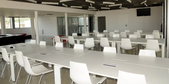 La sala d'estudi serà oberta a l'OpenSurf del 5 de juny al 6 de juliol.