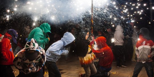 Imatge d'una edició anterior del correfoc infantil.