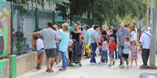 Imatge d'un moment del primer dia de curs a l'Escola Sant Esteve.