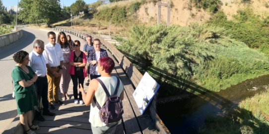 L'alcalde de Castellar i l'alcaldessa de Sabadell, a l'acte que s'ha dut a terme aquest matí a Castellar.