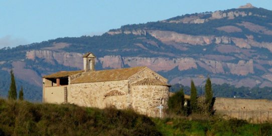 El recorregut llarg passarà per l'ermita de Sant Pere d'Ullastre.