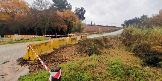 El pont de Can Casamada, en obres.