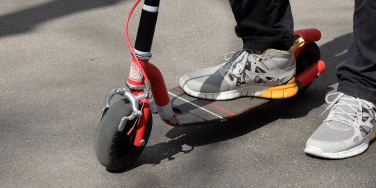 Un dels aspectes que regula l'ordenança és l'ús dels patinets elèctrics.