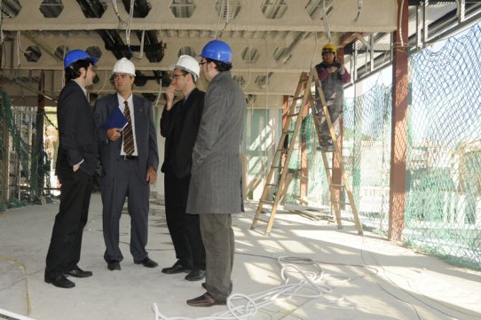 La comitiva ha visitat el futur Centre de Coneixement de la plaça Major