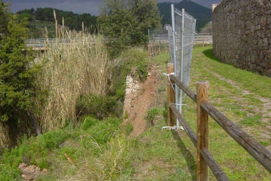 L'esllavissada que es va produir l'any 2005 al camí del pont Vell