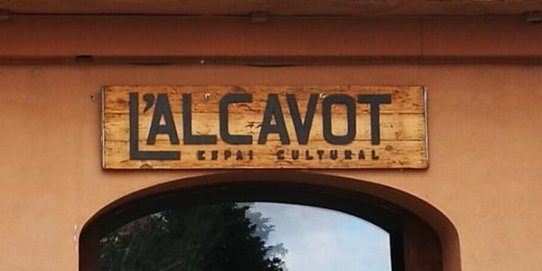 Façana de L'Alcavot Espai Cultural.