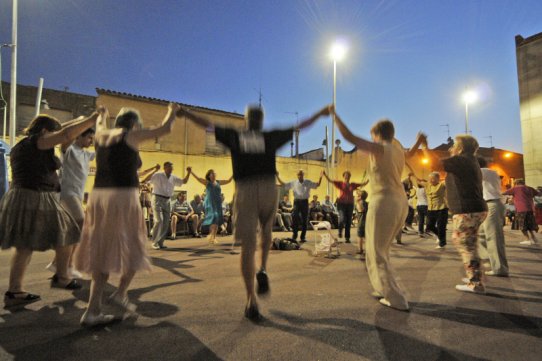 Sardanes a la plaça del Mercat