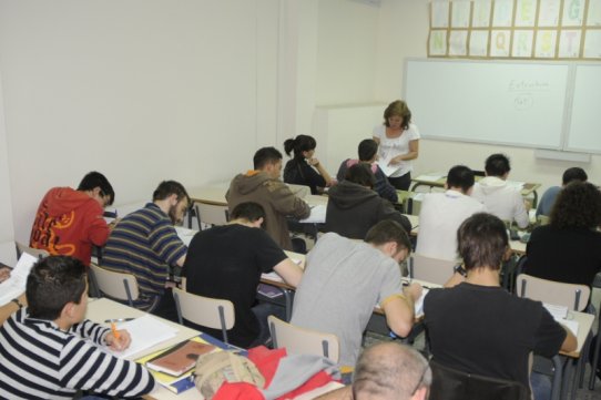 L'Escola d'Adults acollirà 400 alumnes aquest curs 2010-2011