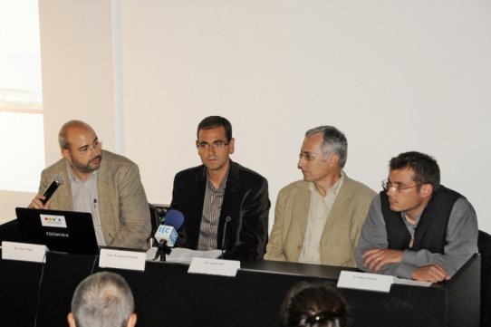 L'alcalde de Castellar, Ignasi Giménez, durant l'acte de presentació del Patrimoni urbà, arquitectònic, arqueològic i ambiental de Castellar del Vallès