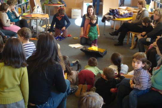 L'Hora del Conte Infantil se celebra el tercer dissabte de cada mes a la Biblioteca