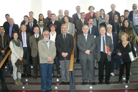 Fotografia de família dels assistents a l'Assemblea