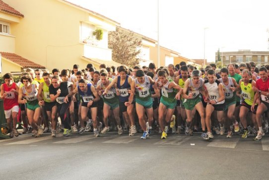 La Cursa popular és un dels actes per a l'organització dels quals es requereix la col·laboració ciutadana