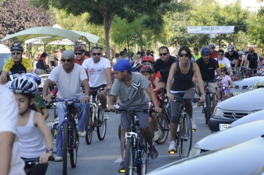 Una imatge de la Bicicletada de la Festa Major 2010