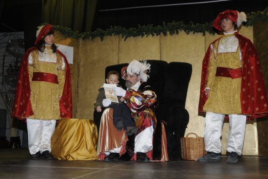 Imatge d'una visita anterior de l'Ambaixador Reial a Castellar