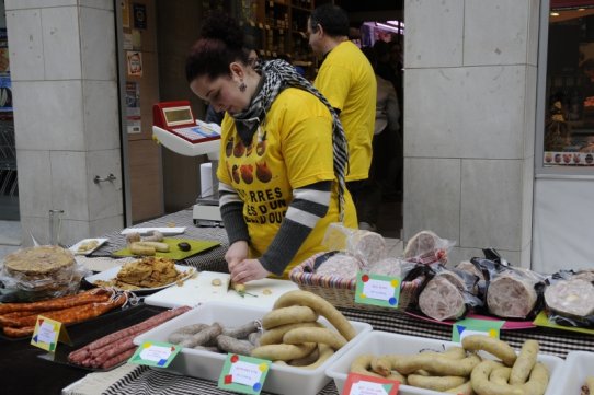 Una imatge del tast de botifarra d'ou, l'any 2011