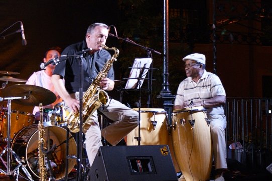 Dejazzvu i Humberto Carrero actuaran “en clau de jazz” divendres 16 de març a la Sala Blava de l’Espai Tolrà