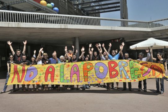 El "crit contra la pobresa" va ser una de les activitats que van tenir lloc diumenge 27 de maig a la plaça del Mercat