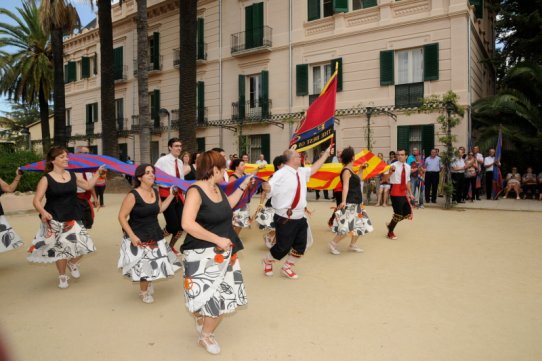 Imatge d'un moment de la trobada, als jardins del Palau Tolrà