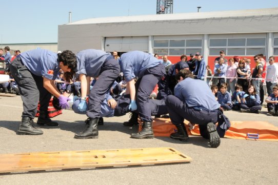 Imatge d'una Festa dels Bombers al parc dels Bombers Voluntaris de Castellar