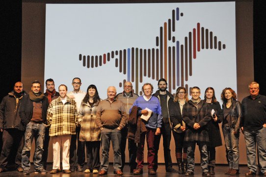 Alguns dels membres de la comissió organitzadora del BRAM!, juntament amb diversos participants a la Mostra de Cinema d'enguany