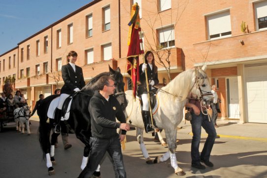 Passada de cavalleries i carruatges dels Tres Tombs